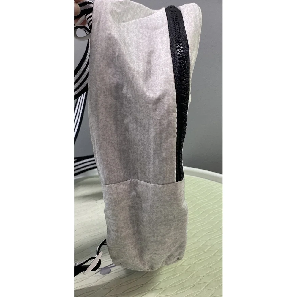 Adidas‎ Core Mini Backpack White Jersey Black Travel Pouch Unisex 9.5x 9 X5